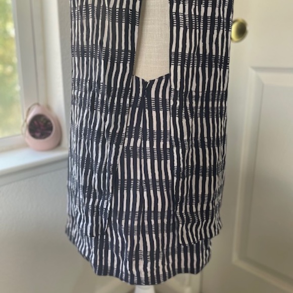 A.L.C. | 1100% Silk Open Back Solang Mini Dress | Elegant Layered Style | Size M - Picture 10 of 16